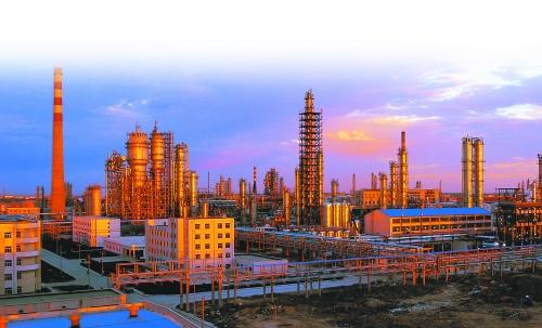 大庆炼化公司的高档润滑油基础油生产基地
